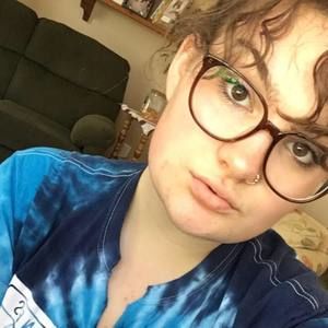 Meet your Posher, Kay